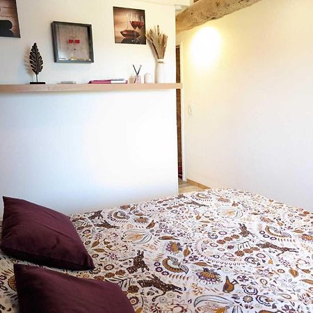 Bed and Breakfast La Maison Millesime La Caunette Exterior foto