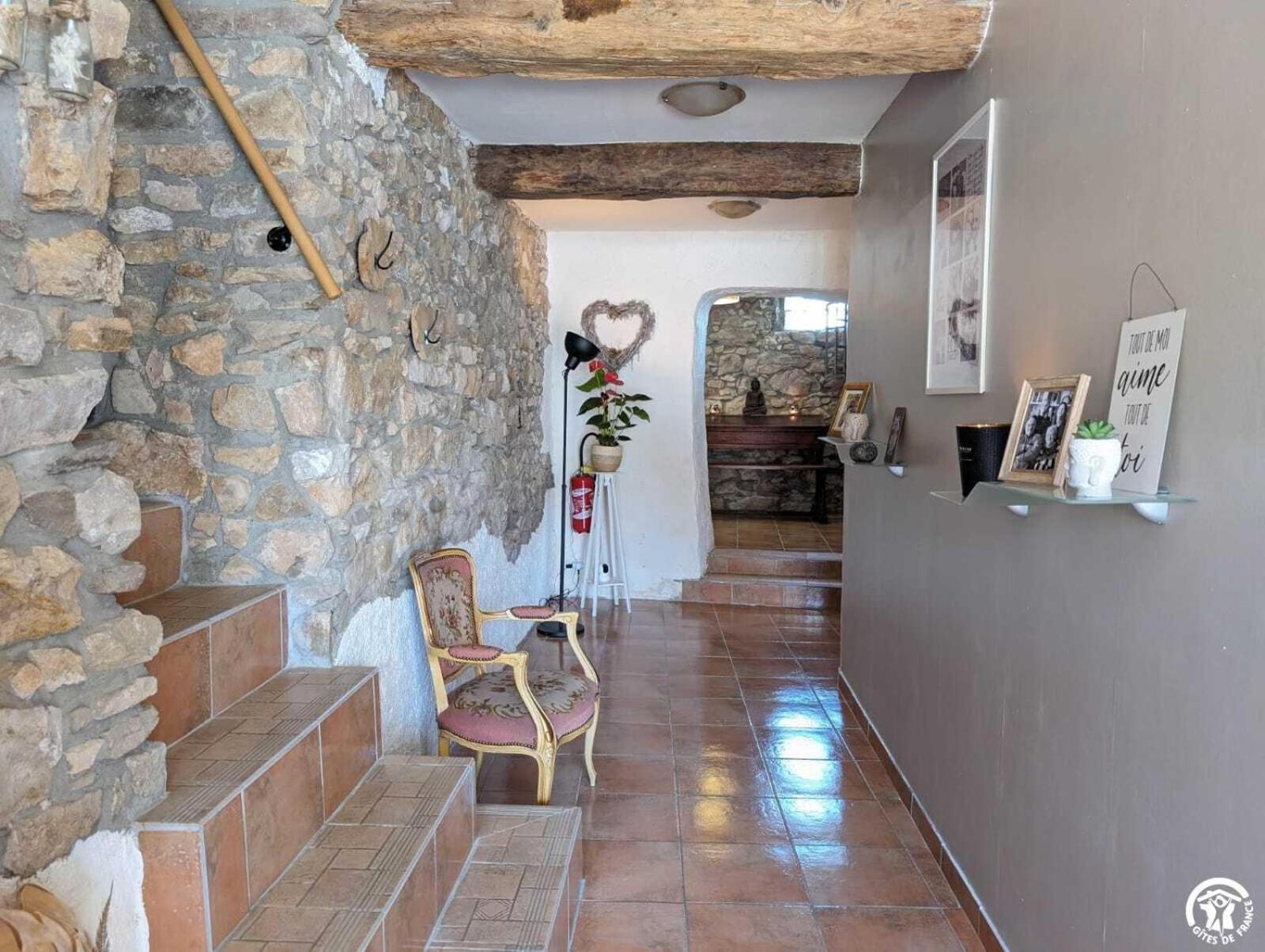 Bed and Breakfast La Maison Millesime La Caunette Exterior foto