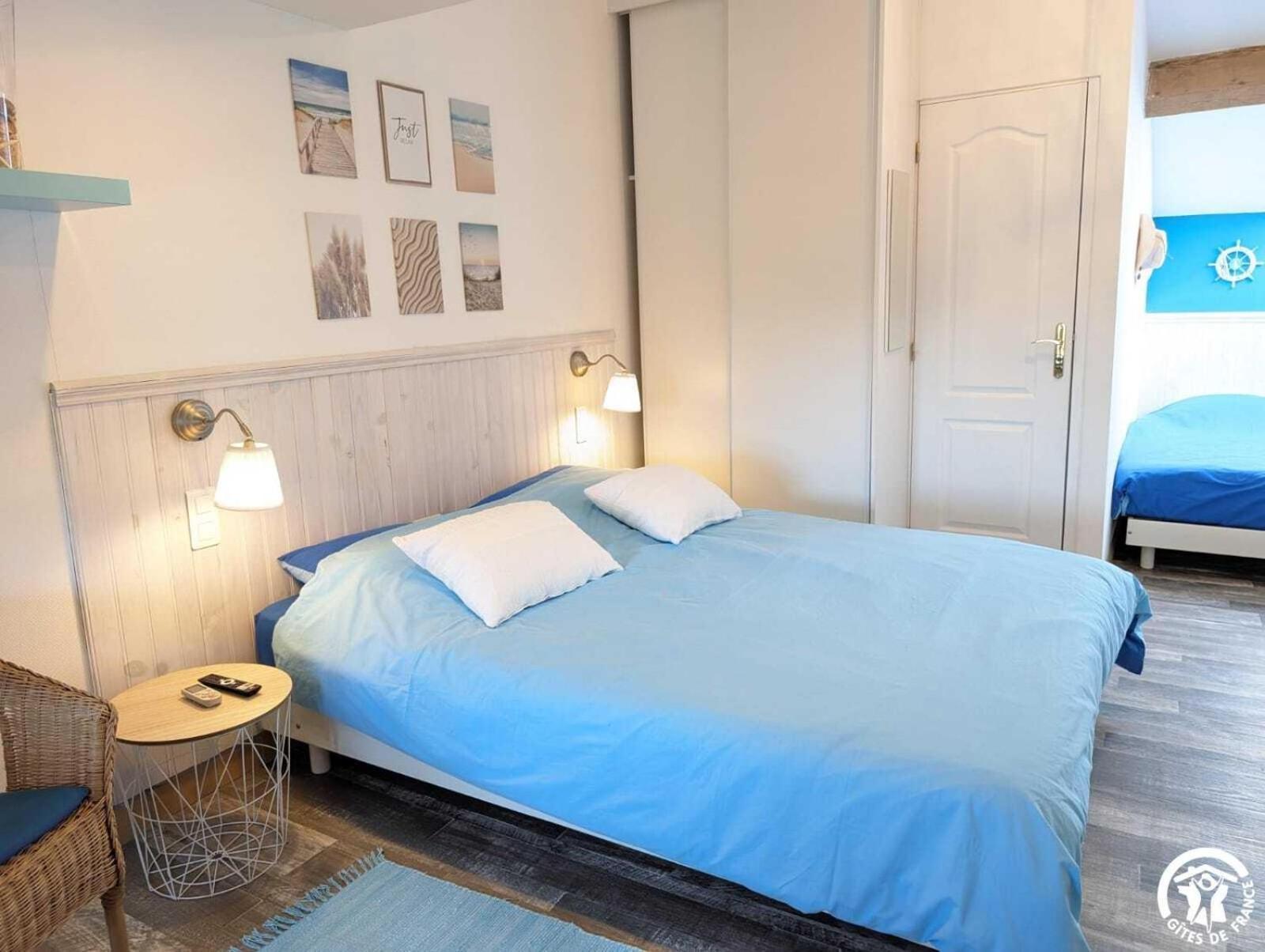 Bed and Breakfast La Maison Millesime La Caunette Exterior foto